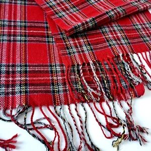 Vintage Scottish Red & Black Tartan Plaid Neck Scarf Warmer Fringed Soft Casual